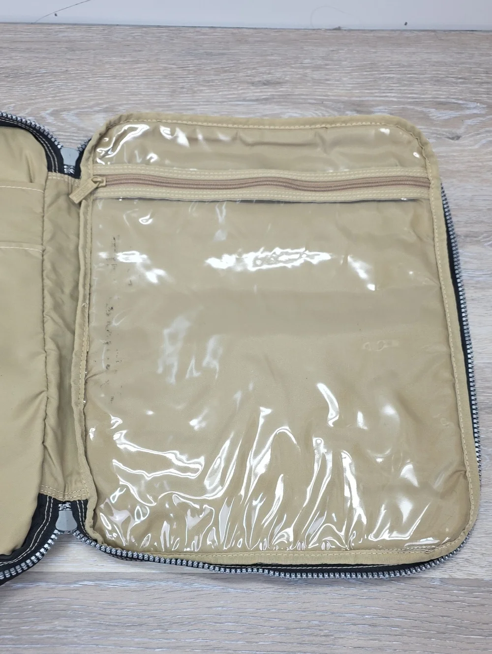 Rare Vintage Kipling Water Resistant Adjustable Backpack/Laptop Bag Briefcase